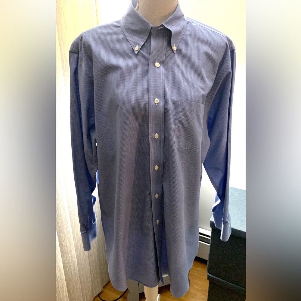 Brooks Brothers Regent Blue Button down Size L
